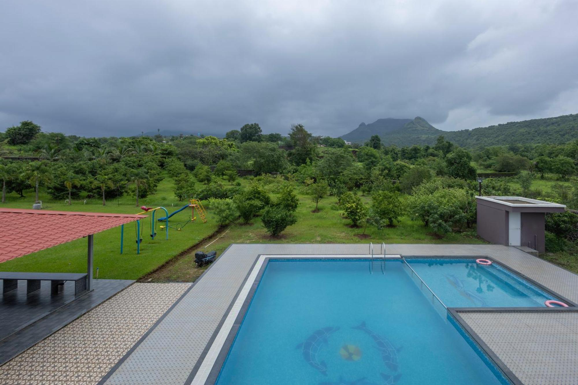 Stayscape Shreeji Farms 4Bhk Karjat Luaran gambar